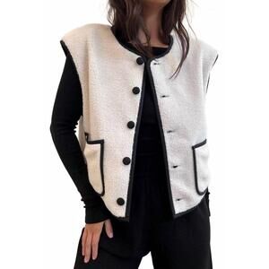 NEW ET CLET the chalet sherpa vest in cream